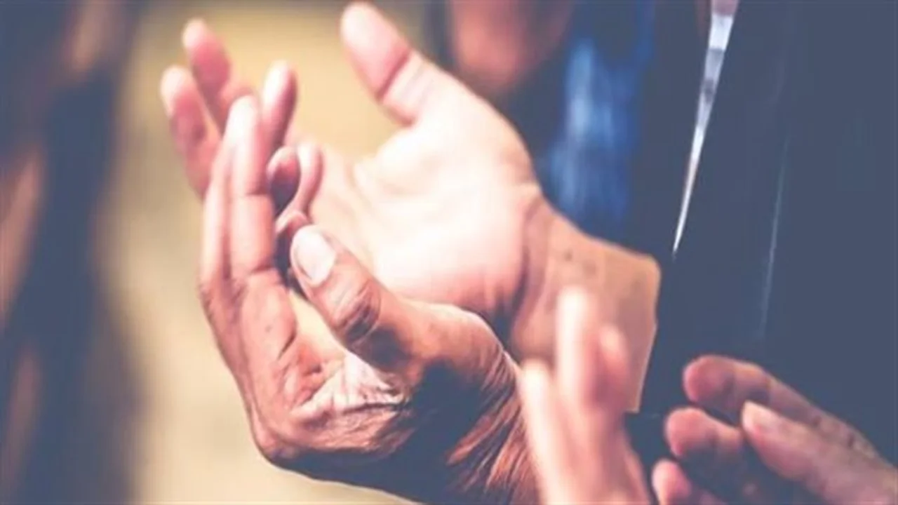 أذكار الصباح: 10 سنن نبوية لترديدها بالعدد الصحيح